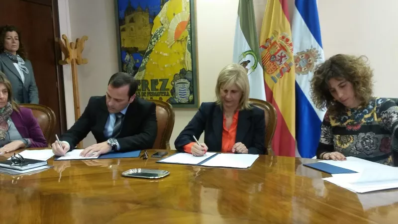 Firma del convenio entre Fundación Diagrama y el Ayuntamiento de Jerez de la Frontera para el desarrollo del Programa Labora en la localidad